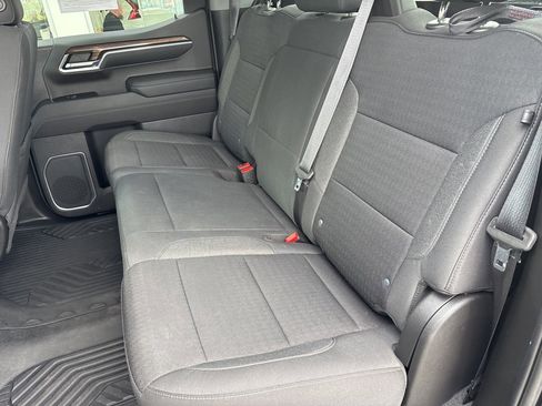 Used 2023 Chevrolet Silverado 1500 LT Trail Boss w/ LPO, Dark Essentials Package image 32