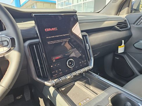 New 2026 GMC Acadia AT4 image 27