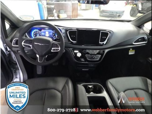 New 2026 Chrysler Voyager LX image 16