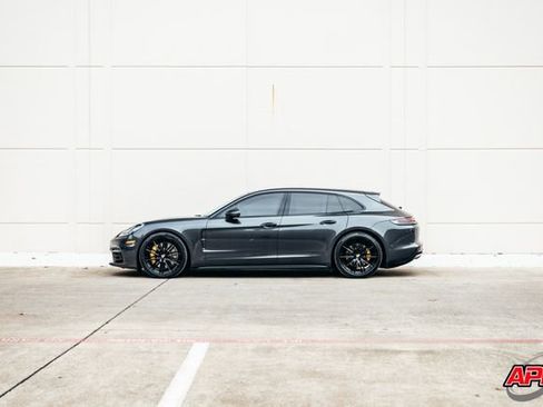 Used 2018 Porsche Panamera 4S image 57
