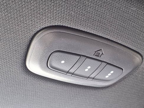 Used 2022 RAM 1500 Limited AWD/4WD image 21