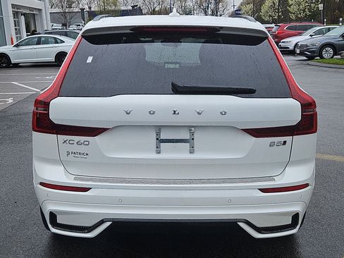 Used 2026 Volvo XC60 B5 Plus w/ Protection Package Premier AWD/4WD image 28