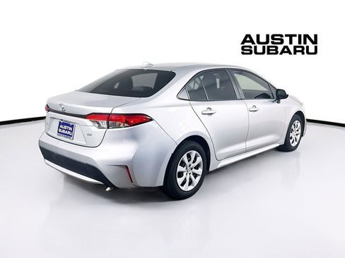 Used 2020 Toyota Corolla LE FWD image 7