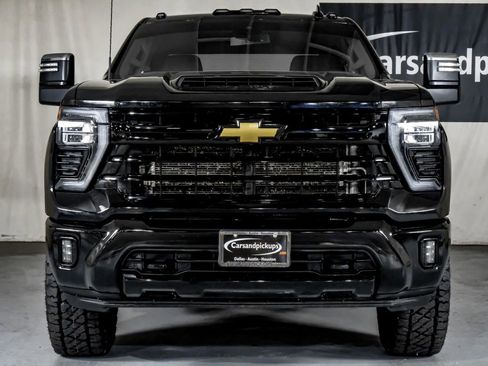 Used 2024 Chevrolet Silverado 3500 LTZ w/ LTZ Convenience Package image 3