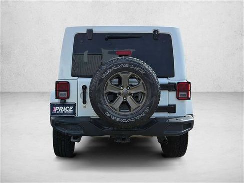 Used 2018 Jeep Wrangler Unlimited Sport image 6