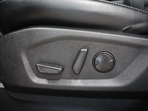 Used 2024 Ford Edge SEL AWD/4WD image 11