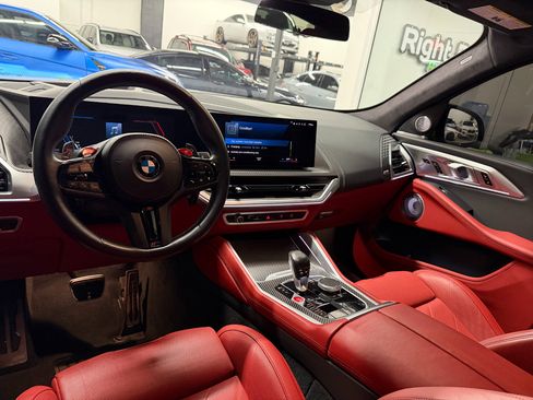 Used 2023 BMW XM image 17