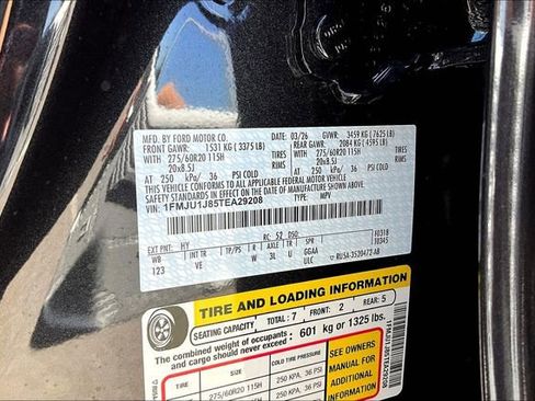 New 2026 Ford Expedition Active image 13