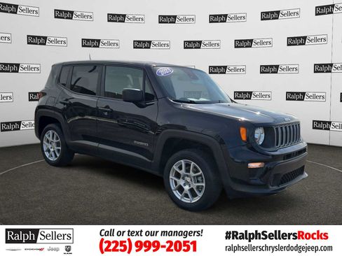 Used 2023 Jeep Renegade Latitude AWD/4WD image 1