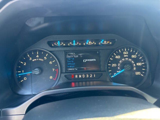 Used 2016 Ford F150 XL w/ Equipment Group 101A Mid AWD/4WD image 14