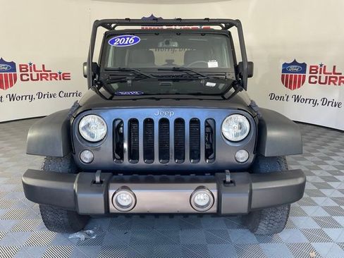 Used 2016 Jeep Wrangler Unlimited Sport image 8