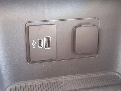 New 2026 Ford Explorer Active w/ Active Comfort Package image 19