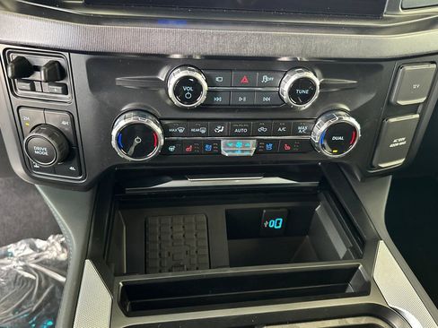 New 2026 Ford F250 Platinum AWD/4WD image 24