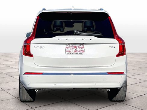 Used 2025 Volvo XC90 T8 Ultra image 7