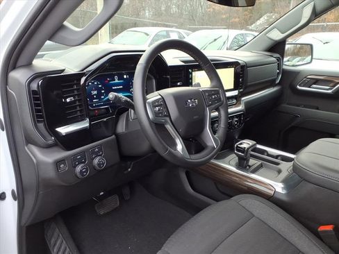 Used 2023 Chevrolet Silverado 1500 RST w/ Rally Edition image 11