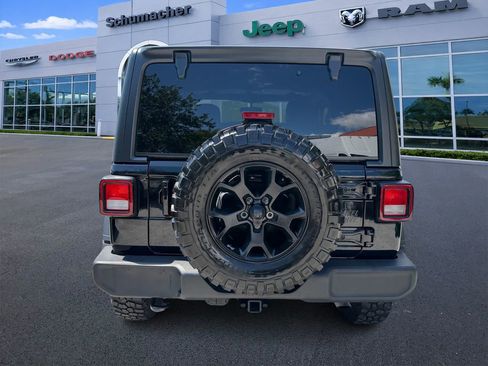 Certified 2023 Jeep Wrangler Sport AWD/4WD image 6