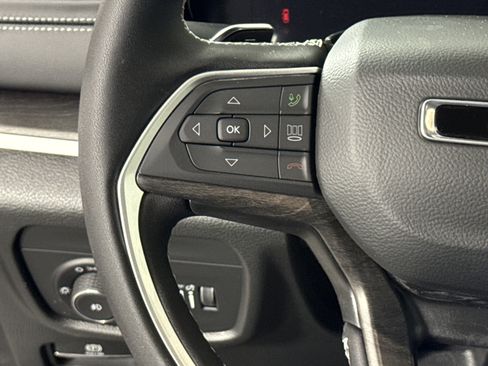 New 2025 Jeep Grand Cherokee Limited image 17