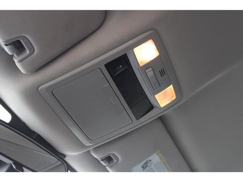 Used 2019 Toyota Tacoma 2WD Access Cab image 31