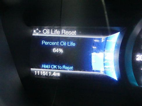 Used 2016 Ford Fusion SE image 32