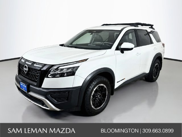 Used 2025 Nissan Pathfinder Rock Creek AWD/4WD image 3