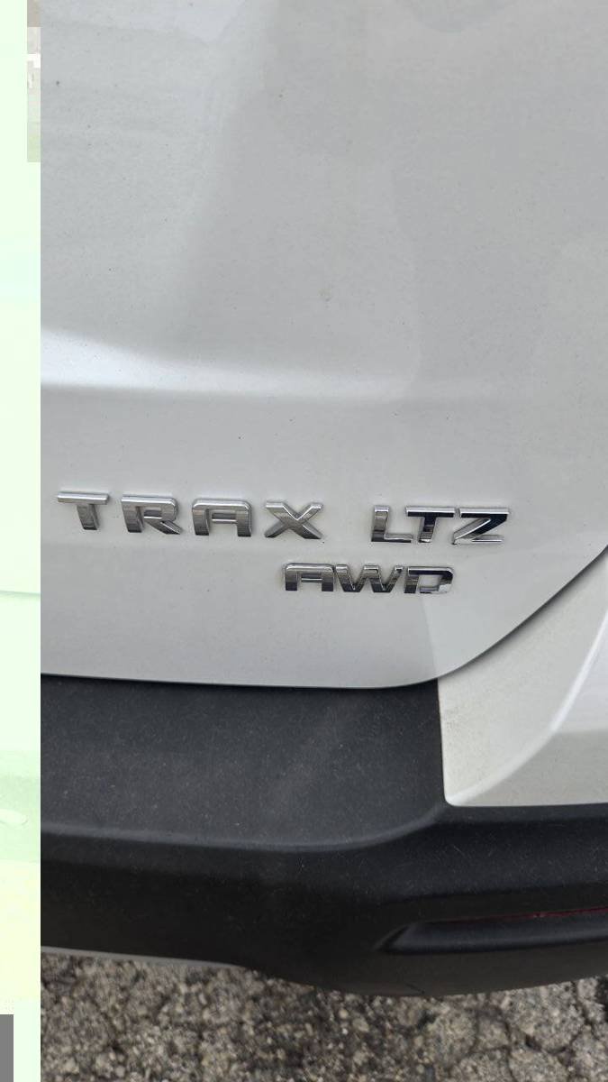 Used 2015 Chevrolet Trax LTZ w/ LPO, Protection Package AWD/4WD image 18