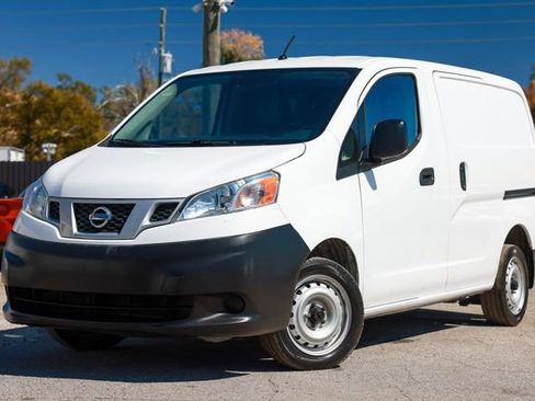 Used 2018 Nissan NV200 S image 1