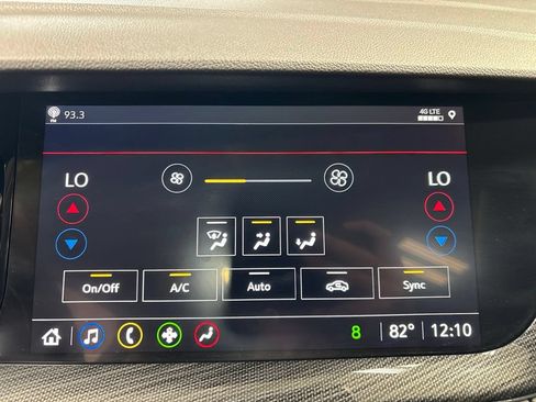 Used 2023 Buick Envision Essence w/ Sport Touring Package AWD/4WD image 21