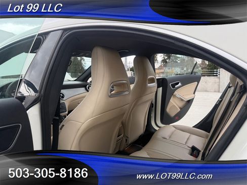 Used 2014 Mercedes-Benz CLA 250 image 36