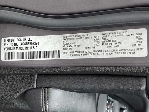 Used 2024 Jeep Grand Cherokee Altitude AWD/4WD image 25