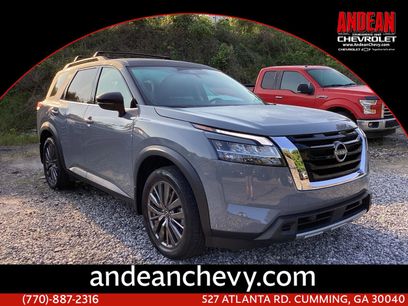 Used 2024 Nissan Pathfinder SL w/ SL Premium Package