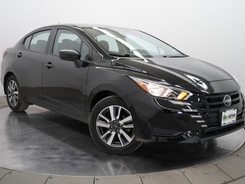 Used 2024 Nissan Versa S w/ S Plus Package FWD image 3
