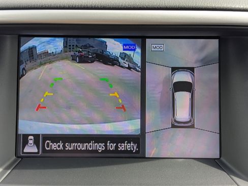 Used 2018 Nissan Pathfinder Platinum AWD/4WD image 21