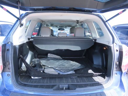 Used 2016 Subaru Forester 2.5i Limited AWD/4WD image 12