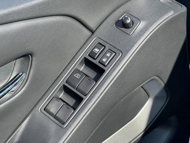 Certified 2025 Nissan Frontier SV RWD image 11