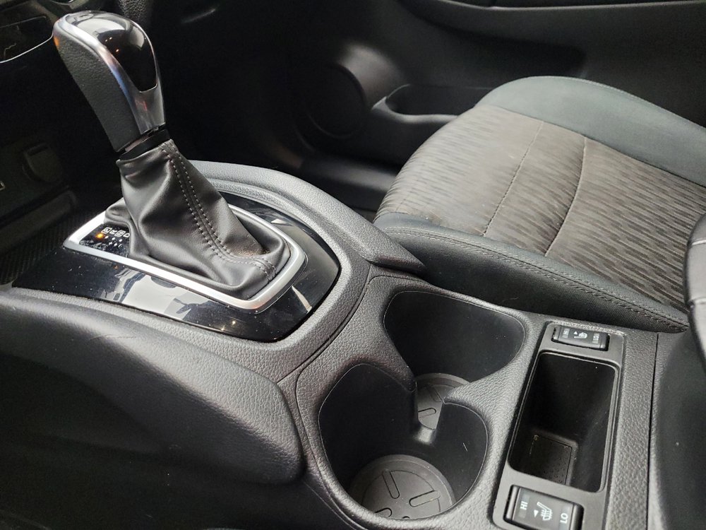 Used 2018 Nissan Rogue SV FWD image 26