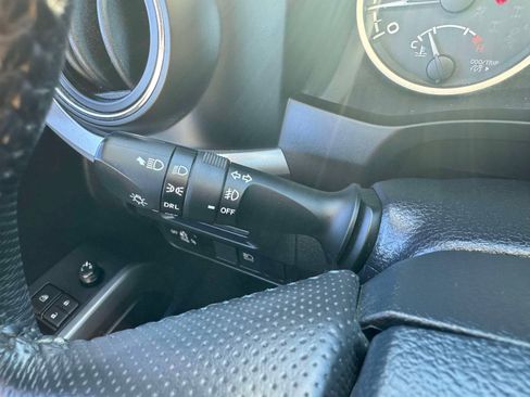 Used 2019 Toyota Tacoma SR5 image 29