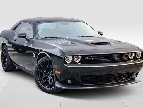 Used 2023 Dodge Challenger R/T Scat Pack image 2