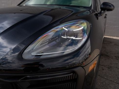 New 2026 Porsche Macan S image 11