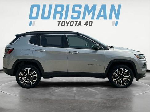 Used 2024 Jeep Compass Limited AWD/4WD image 8