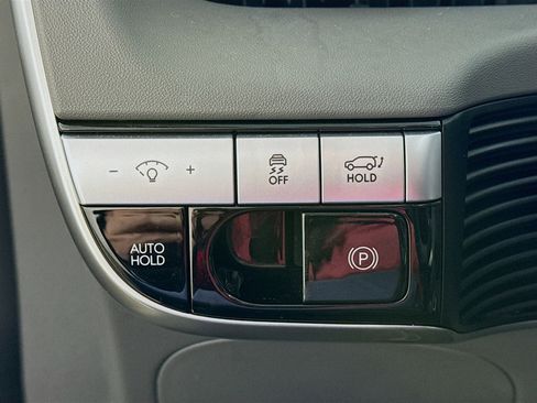 Used 2024 Hyundai Ioniq 5 SEL image 13