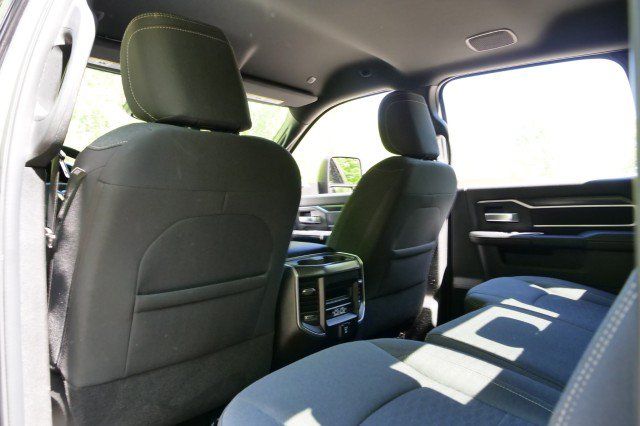 Used 2025 RAM 3500 Big Horn AWD/4WD image 28