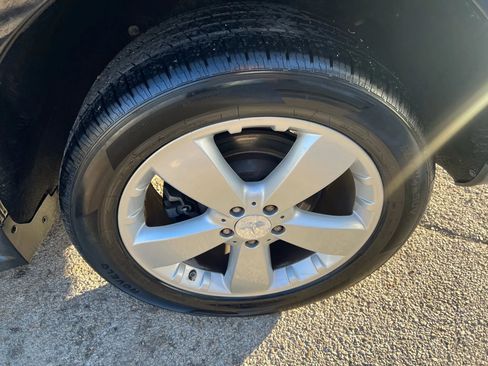 Used 2009 Mercedes-Benz ML 350 4MATIC image 9