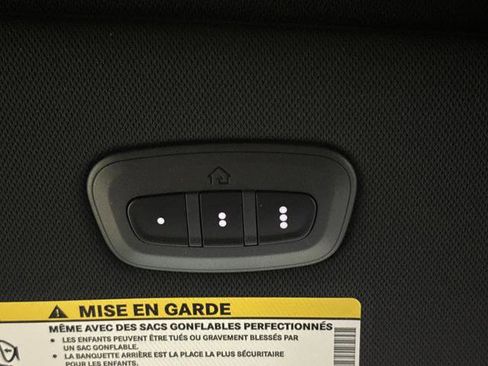 New 2026 Chrysler Pacifica Select image 27