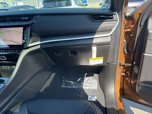 New 2026 Jeep Grand Cherokee Limited AWD/4WD image 20