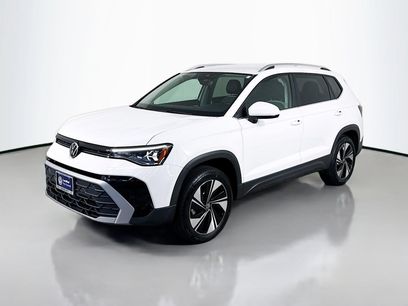 Used 2025 Volkswagen Taos SE
