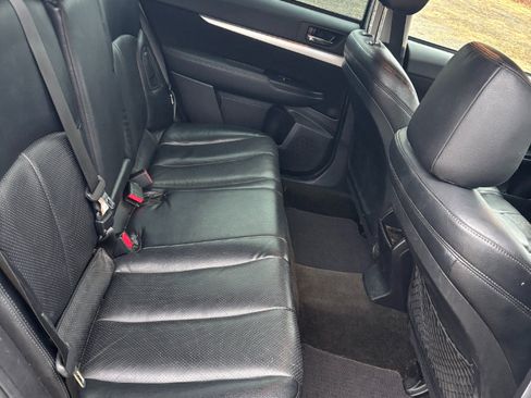 Used 2014 Subaru Outback 2.5i w/ Alloy Wheel Package image 22