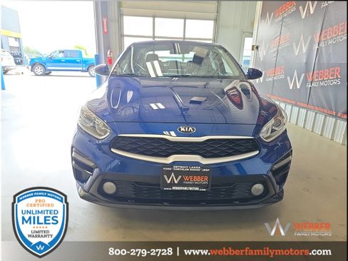 Used 2021 Kia Forte LXS FWD image 2