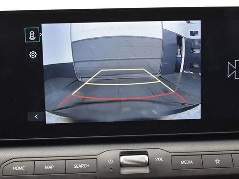 Used 2025 Kia K4 FWD image 33