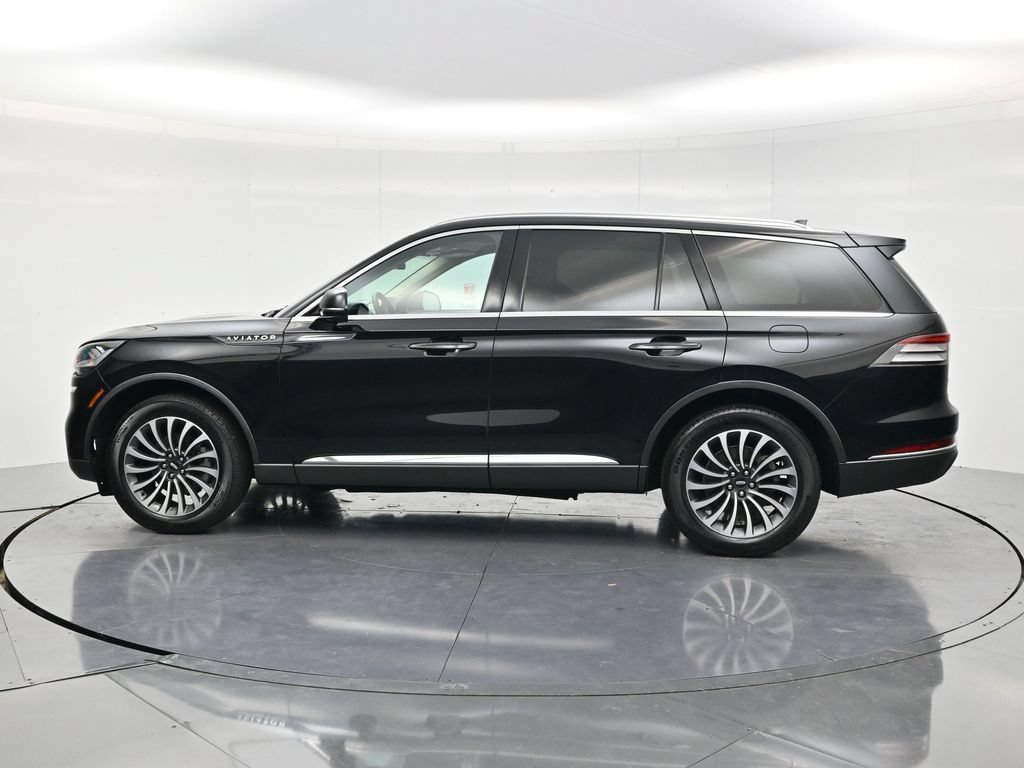 Used 2022 Lincoln Aviator AWD w/ Premium Package image 8