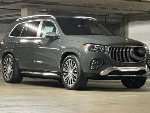 New 2026 Mercedes-Benz Maybach GLS 600 4MATIC image 6